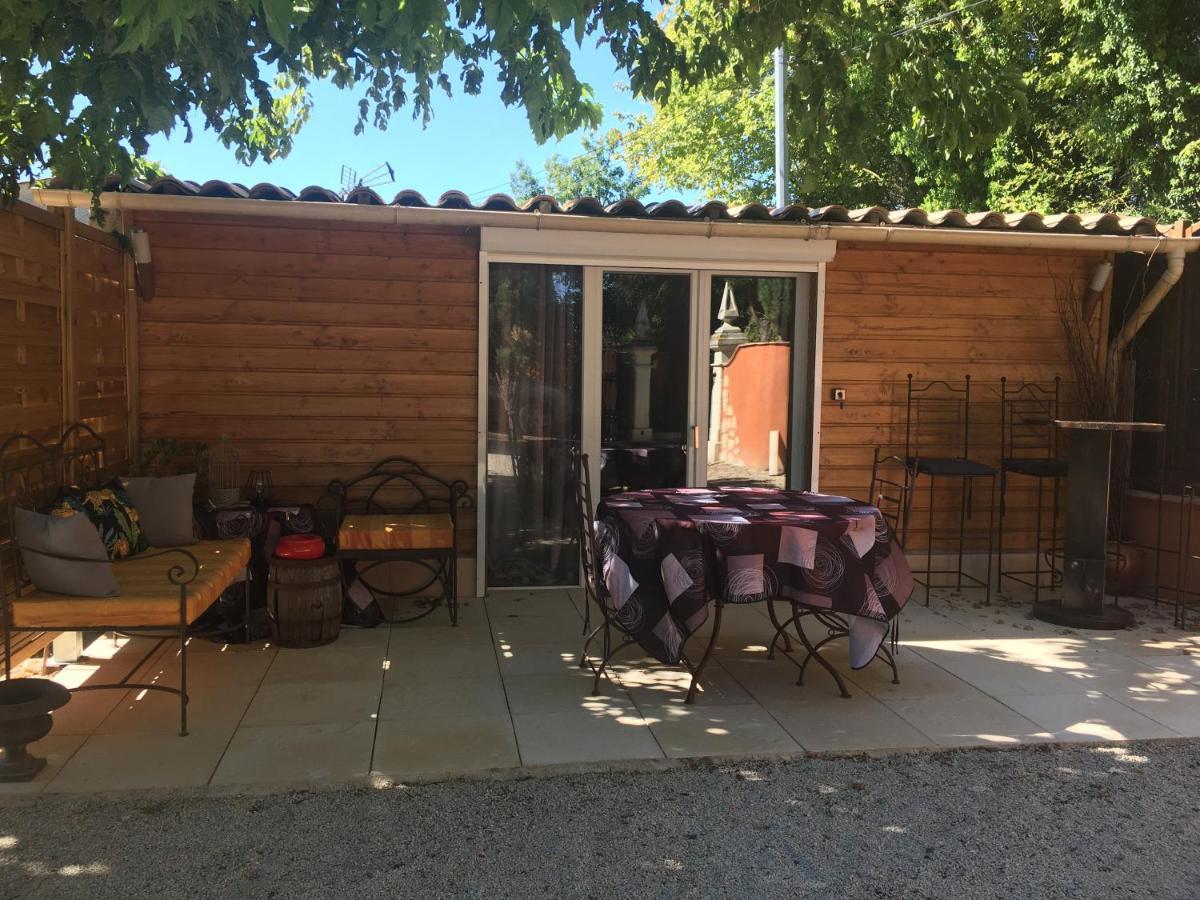 Dependance Privee - Halte Route Apartment Le Thor Exterior photo