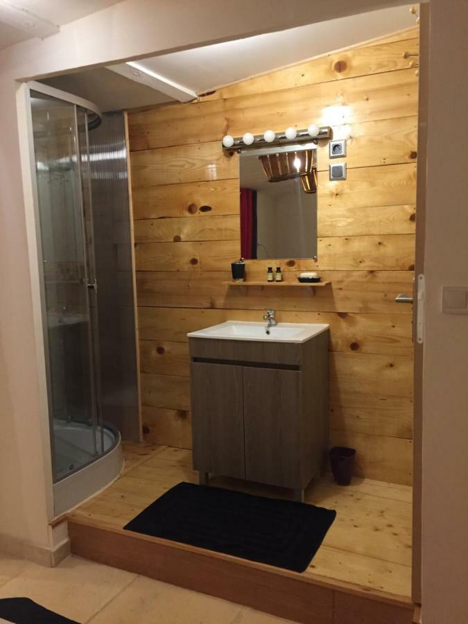 Dependance Privee - Halte Route Apartment Le Thor Exterior photo